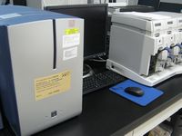 Affymetrix GeneChip Scanner 3000＆ Fluidics Station 450